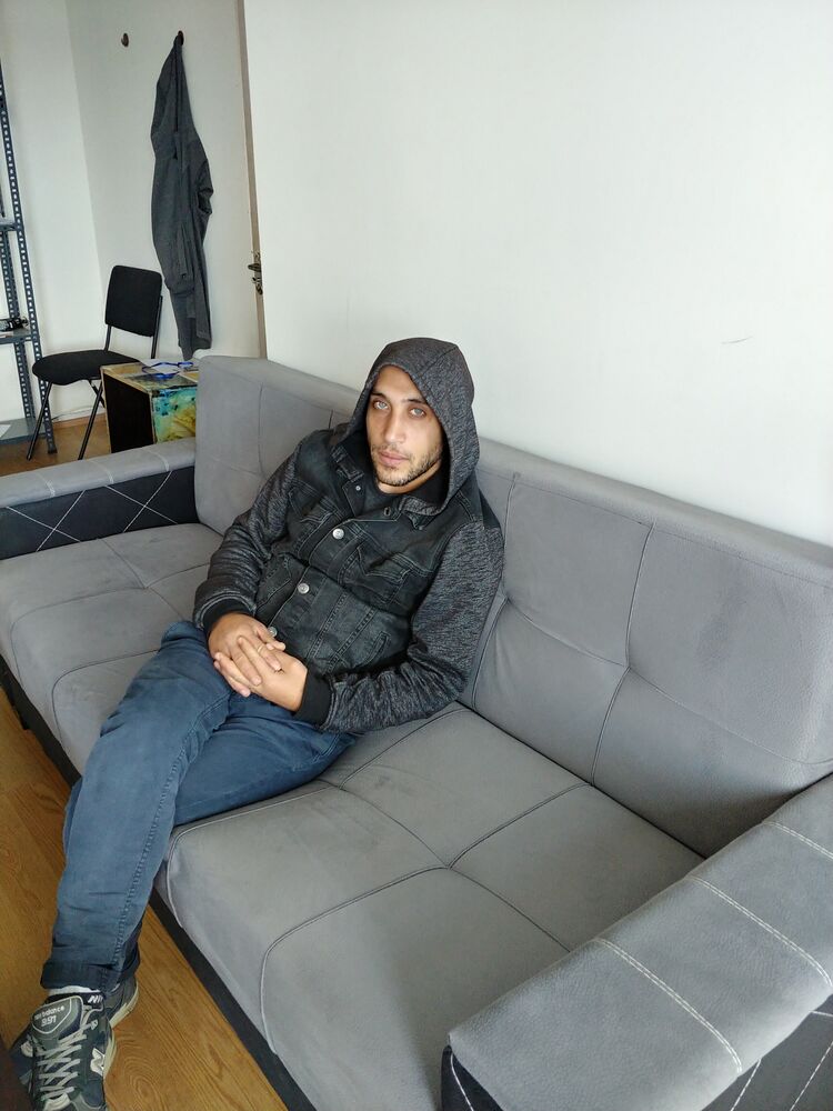  ,   Levan, 35 ,   ,   