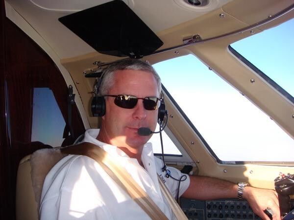  18293939  David beckha, 60 ,    Alamo