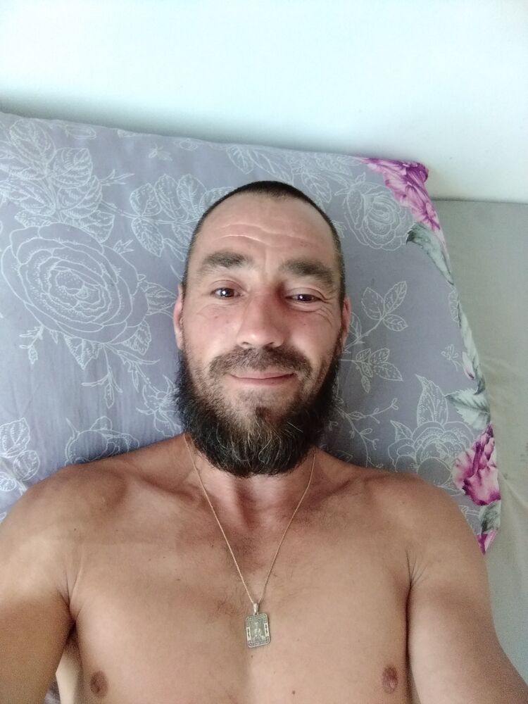  23417329  , 40 ,    