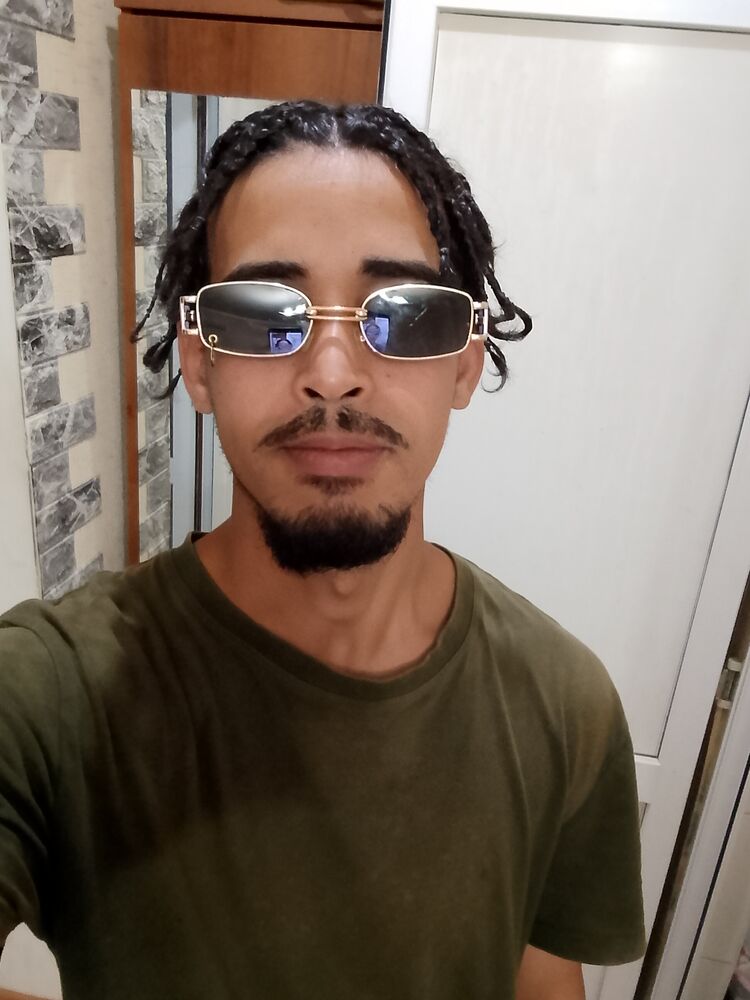  53524809  Ariel, 29 ,    