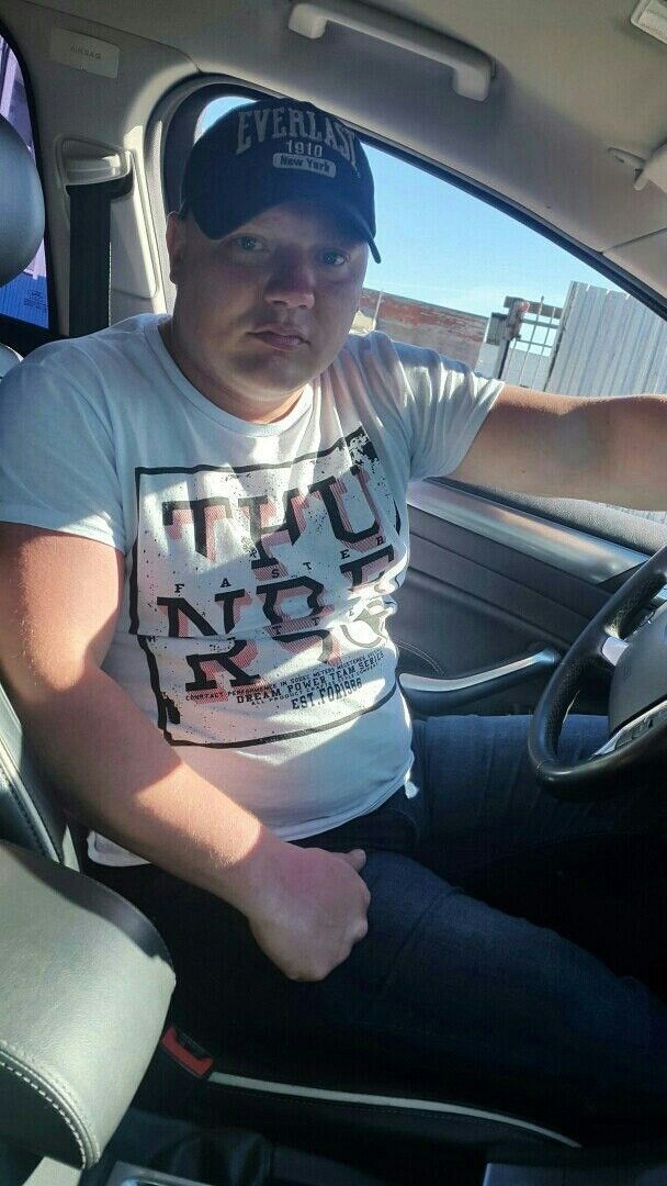  11433879  Vadim, 38 ,    