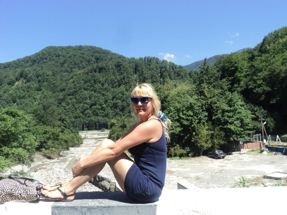  6382389  Alise, 44 ,    