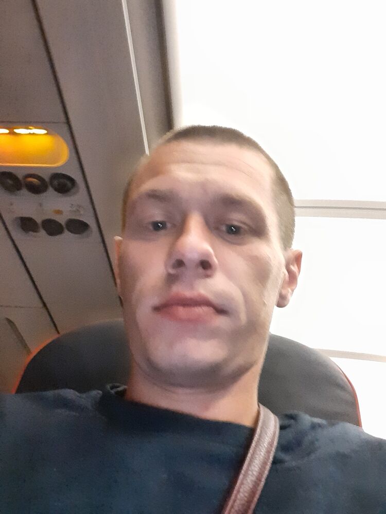  30747359  , 32 ,    
