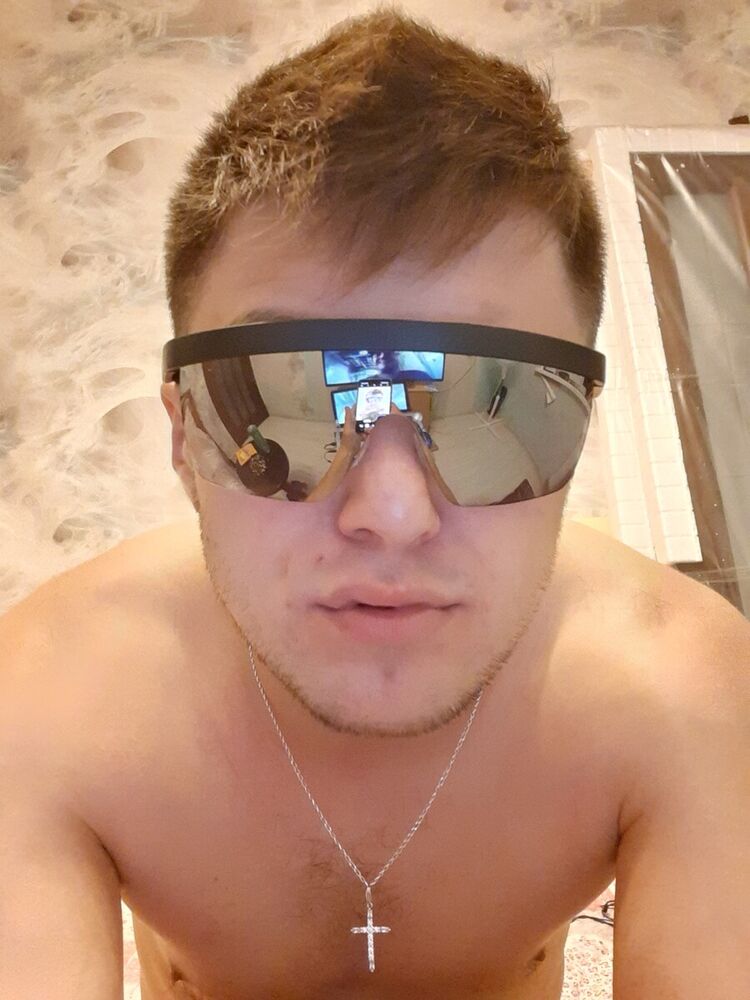  20603879  , 33 ,    