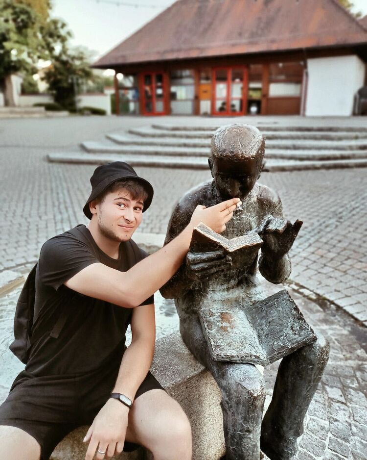 ���������� Frankfurt am Main, ���� ����� Victor, 25 ���, ������������ ��� ������, ����� � ���������