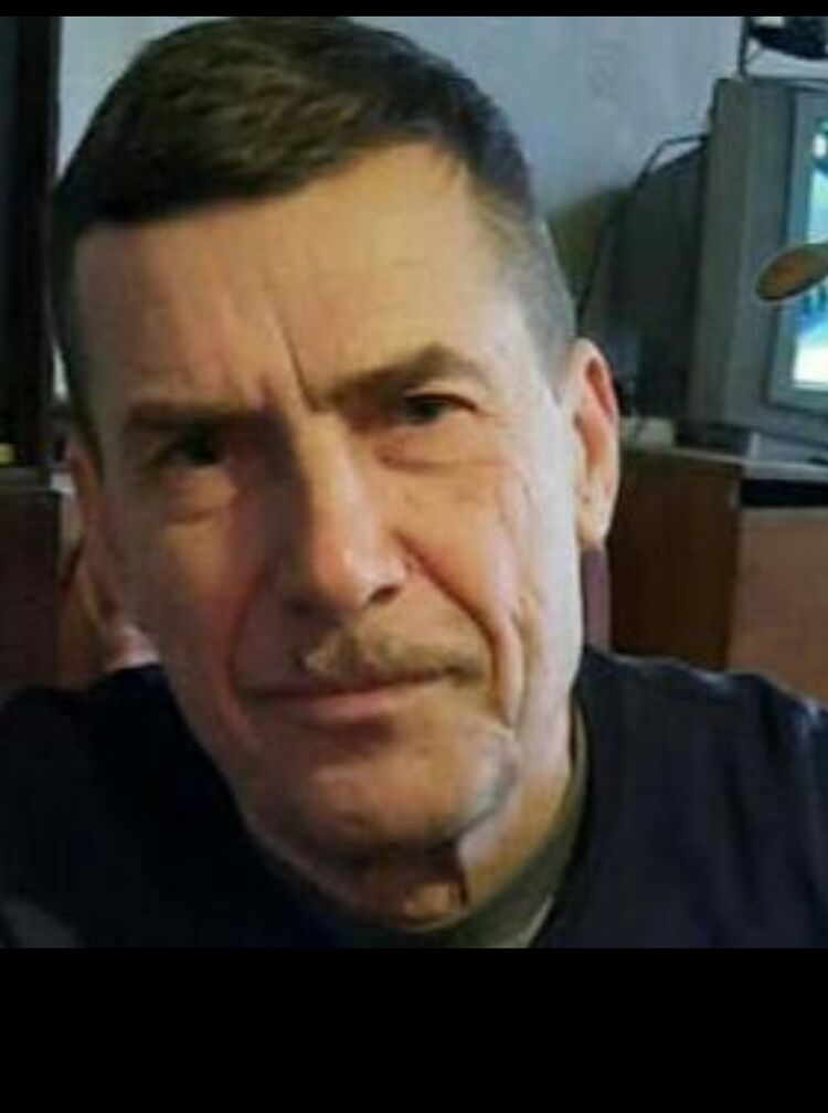  27731199  Alexander, 66 ,    