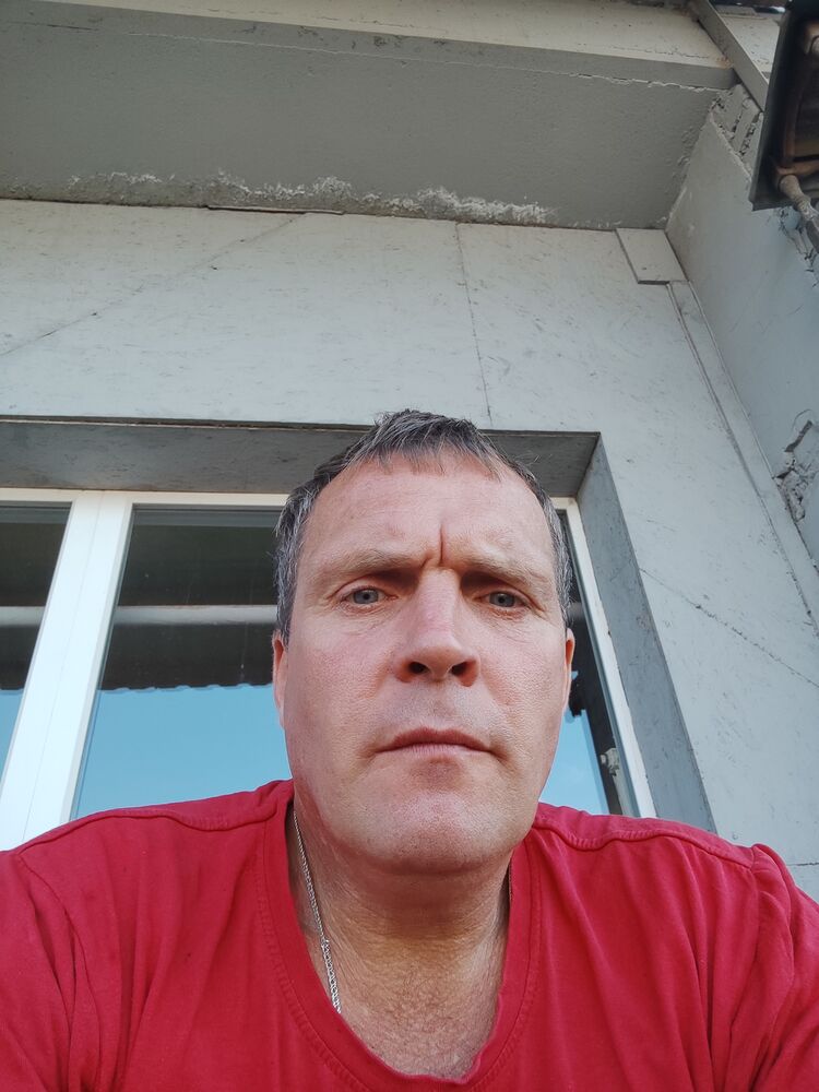  44669729  , 49 ,    