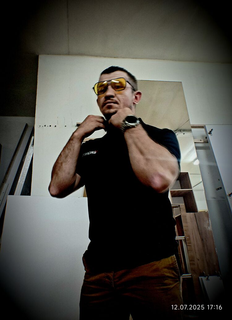  53368329  , 39 ,    