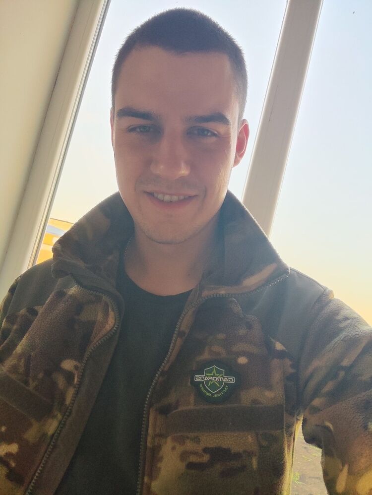  38810819  , 28 ,    