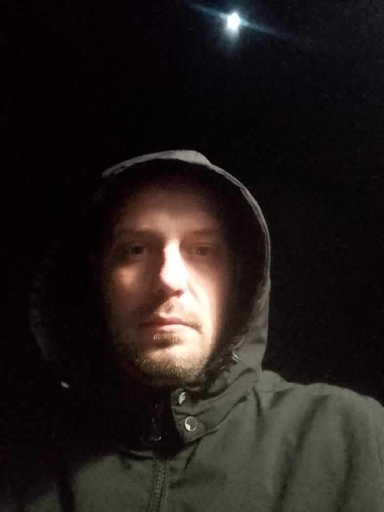  40933989  , 35 ,    