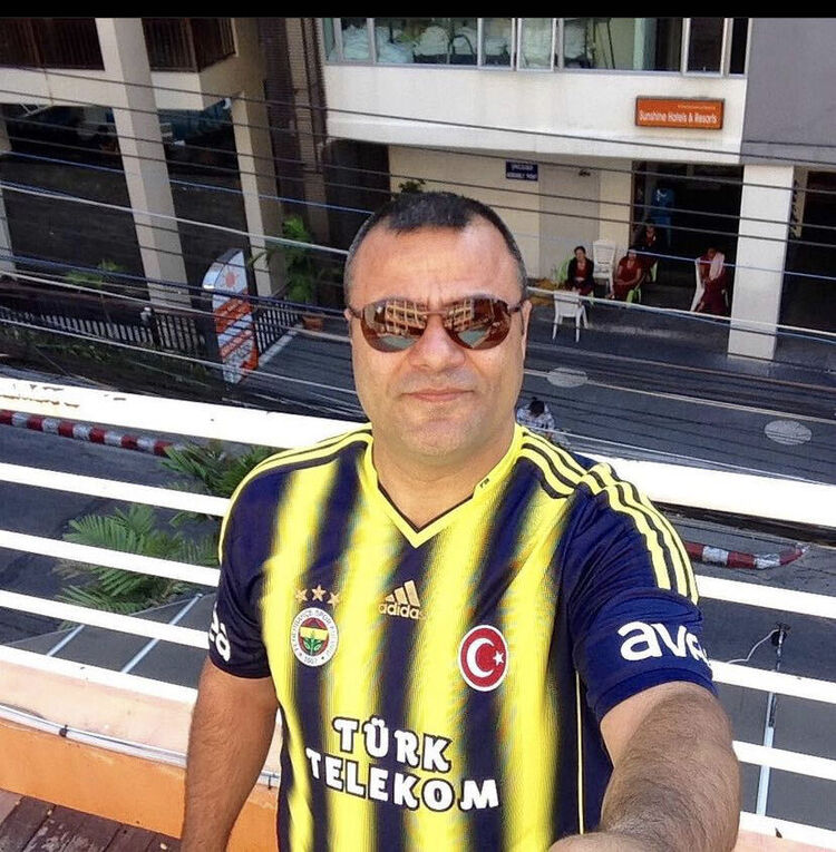  24688089  Tahir, 48 ,    