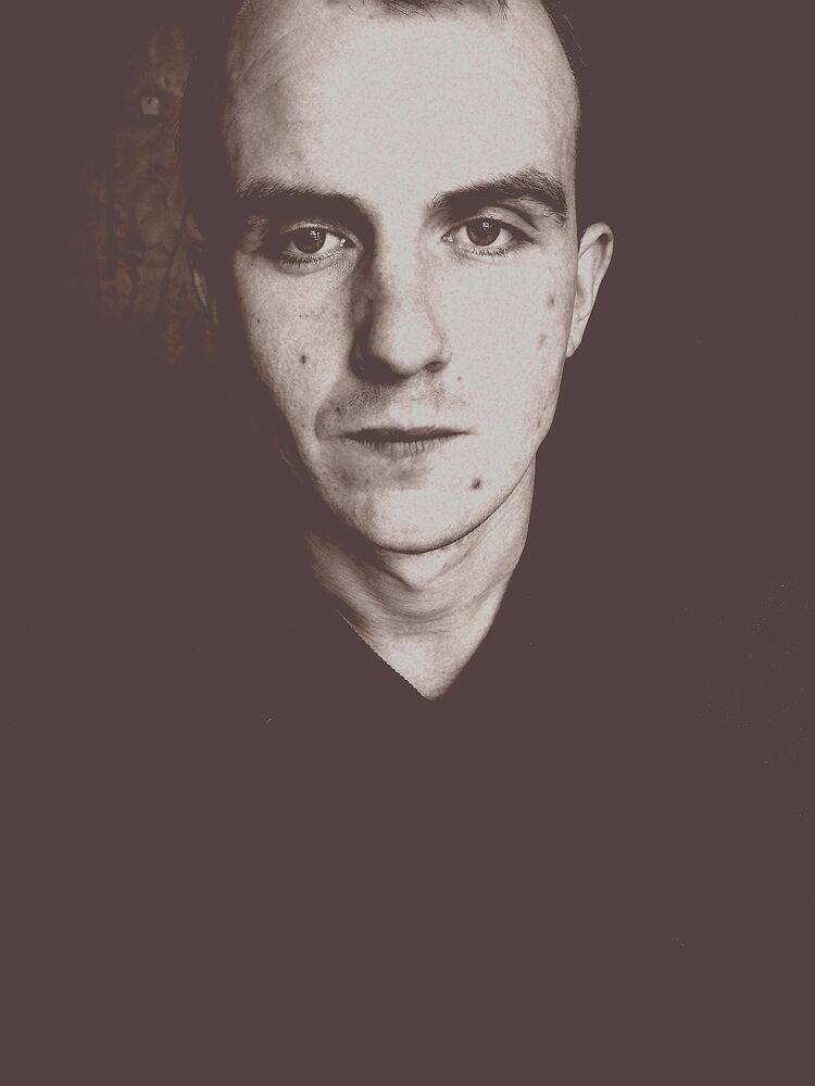  33595909  Vadik, 28 ,    