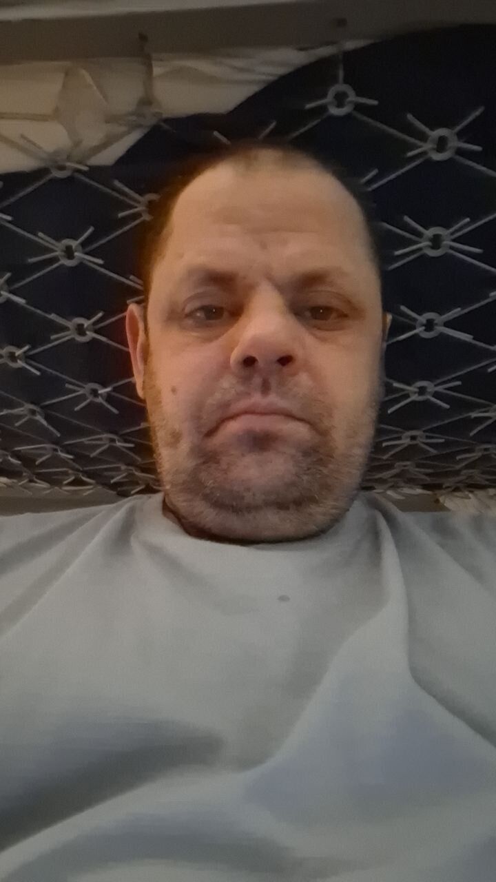  48683819  , 42 ,    
