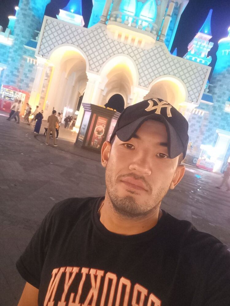  46247159  Muhiddin, 28 ,    