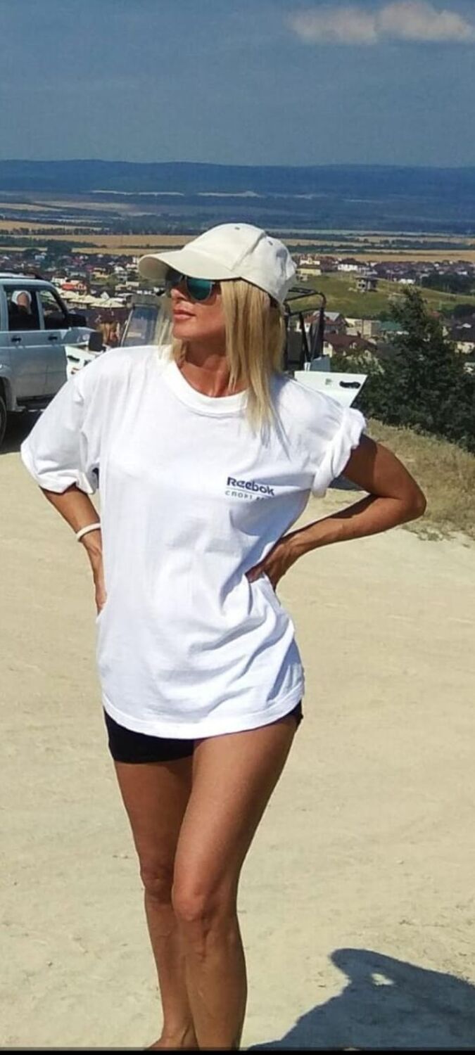  ,   M, 48 ,   ,   