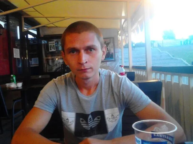  32769619  Artyom, 35 ,    