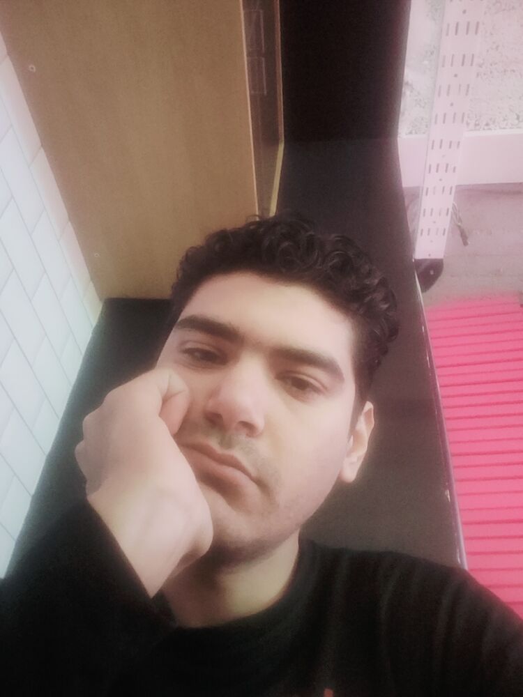  ,   Reda, 28 ,   ,   