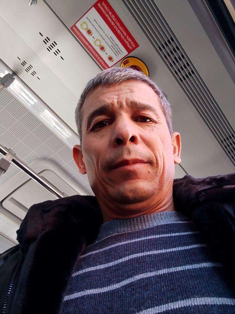  49713929  Zokir, 46 ,    