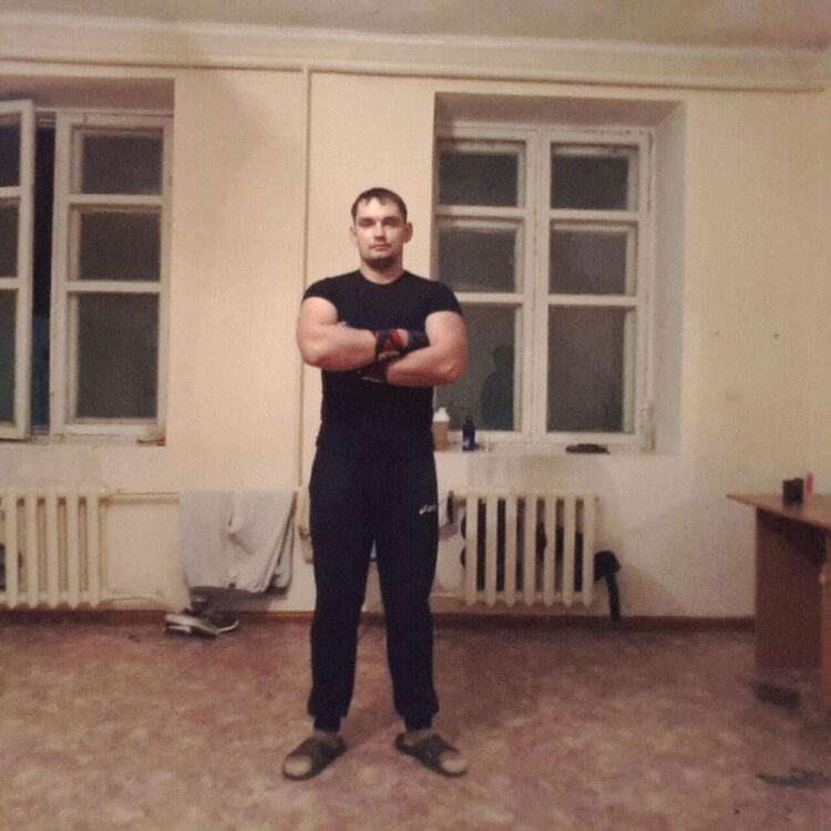  18848169  , 37 ,    -