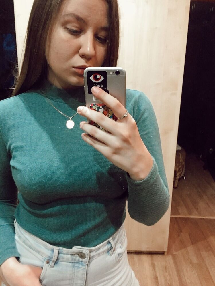  22512429  , 27 ,    -