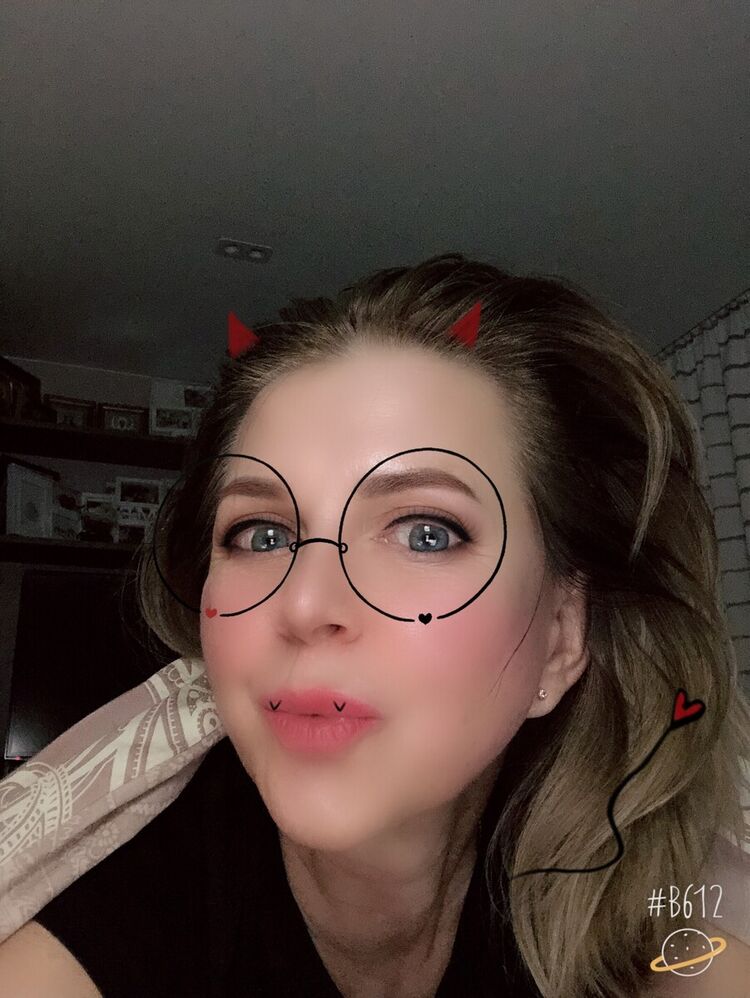  22157279  Lana, 55 ,    