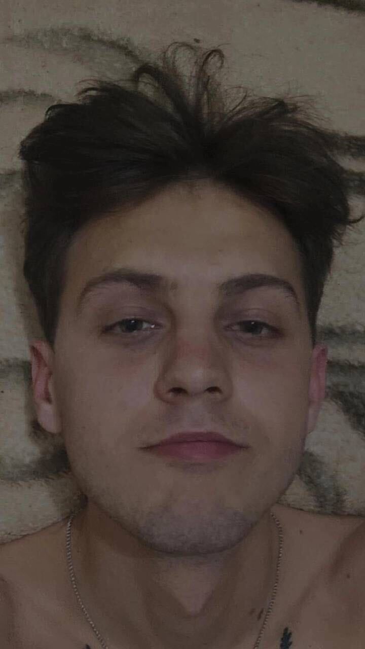  43922349  , 24 ,    