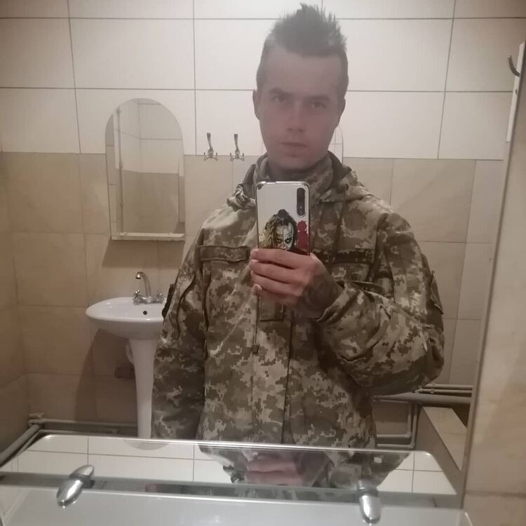  23219609  , 25 ,    