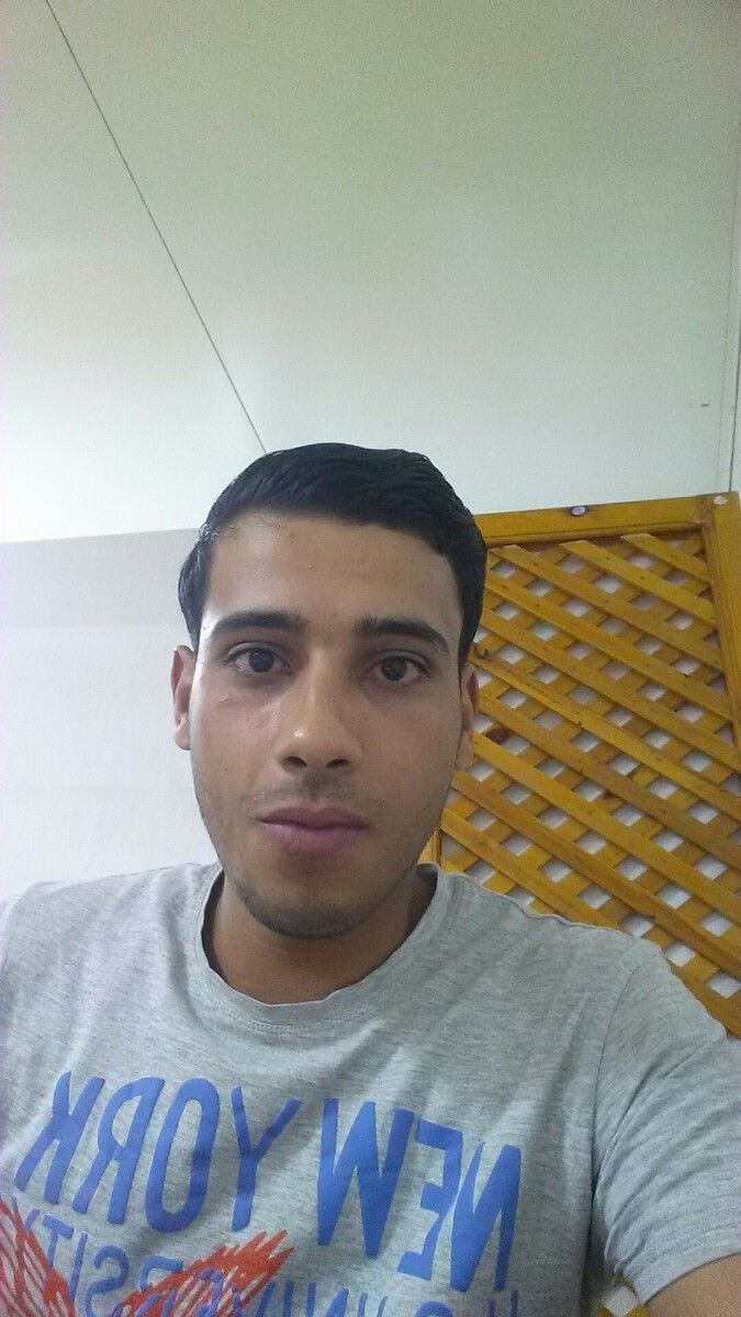  Algiers,   Abdelatif, 30 ,   ,   , c 