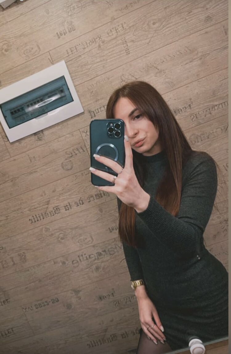  47723519  , 24 ,    