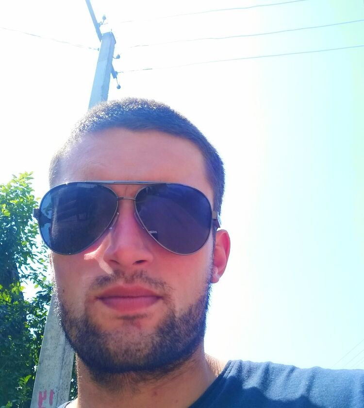  18936409  , 30 ,    