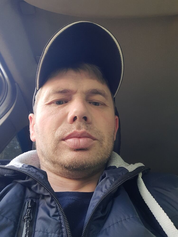  24583049  , 43 ,    