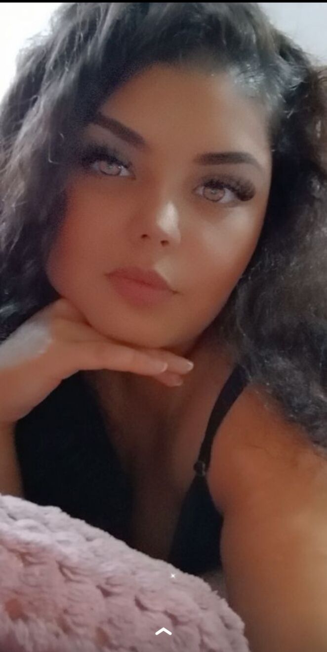 ���� 25867659 ������� Rihana, 35 ���, ���� ���������� � �����