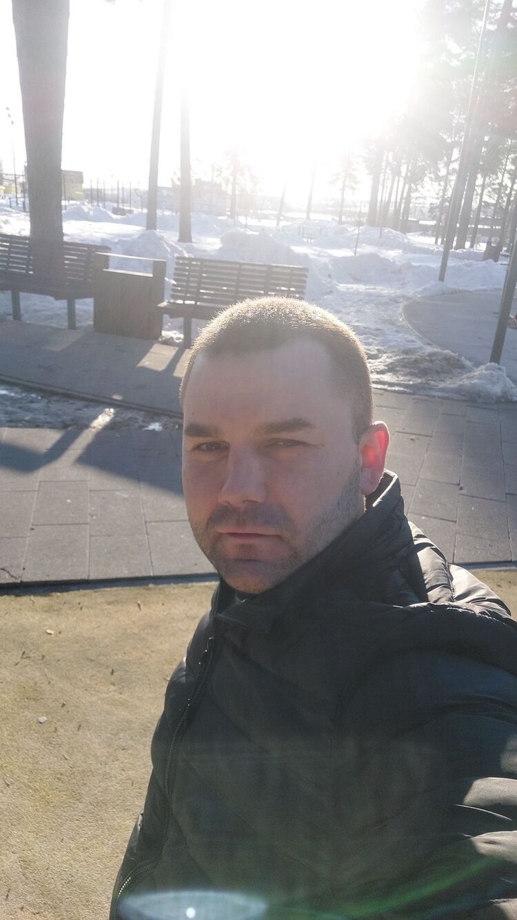  41948379  Edwargooo, 32 ,    