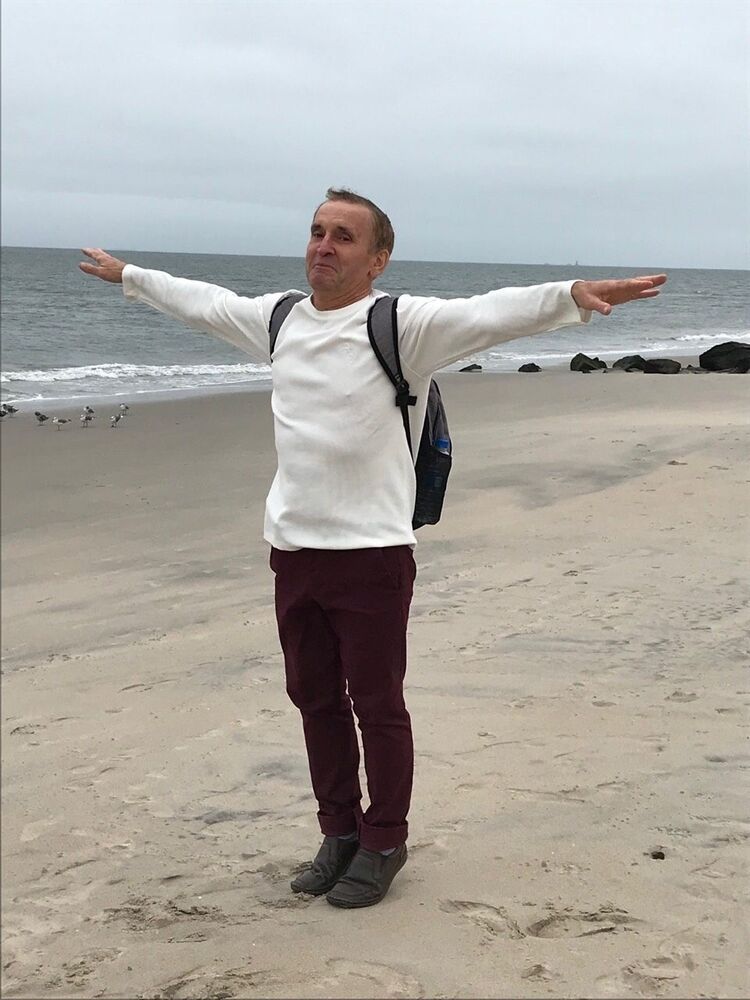  New York City,   Viacheslav, 67 ,   c 