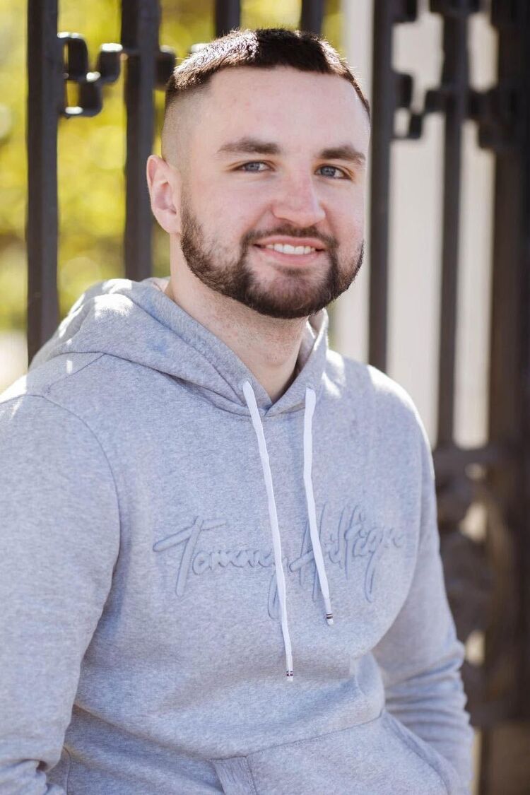  ,   Igor, 29 ,   ,   