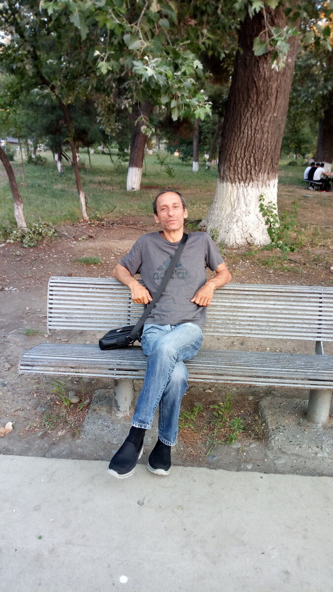  16723779  Zaali, 60 ,    