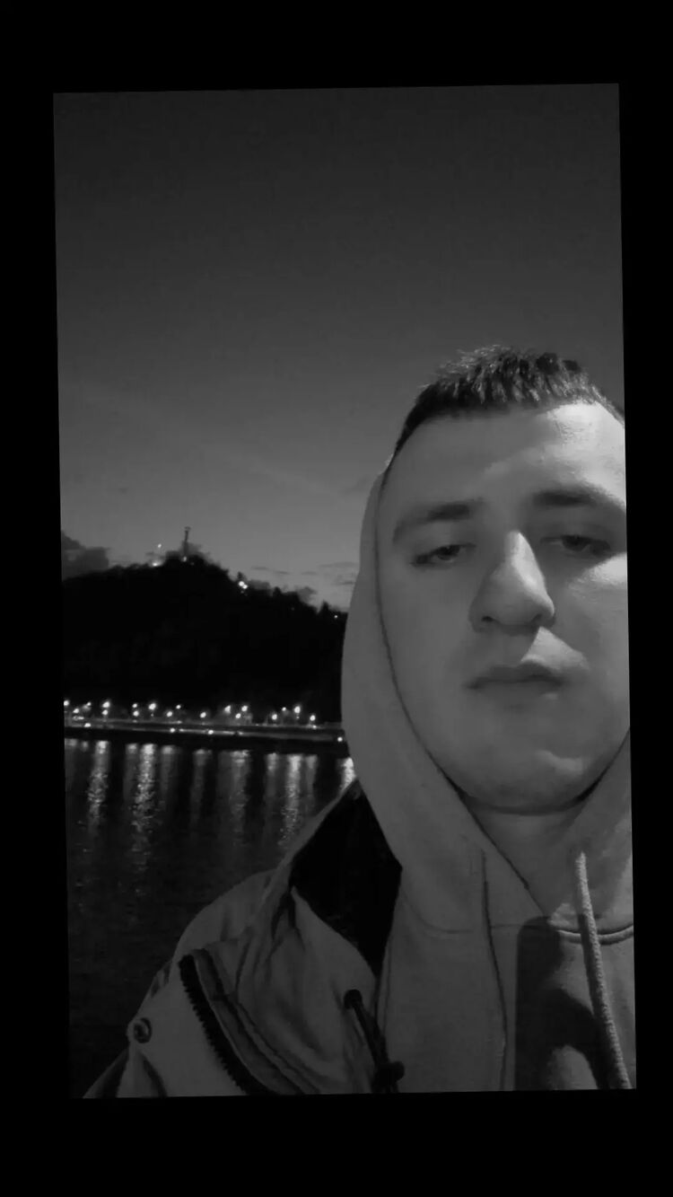  ,   Emil, 23 ,   ,   
