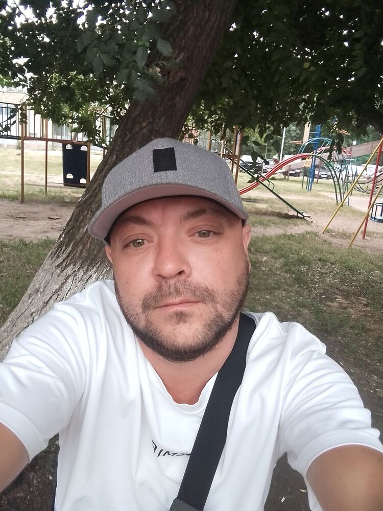  ,   Lexxx, 38 ,   ,   