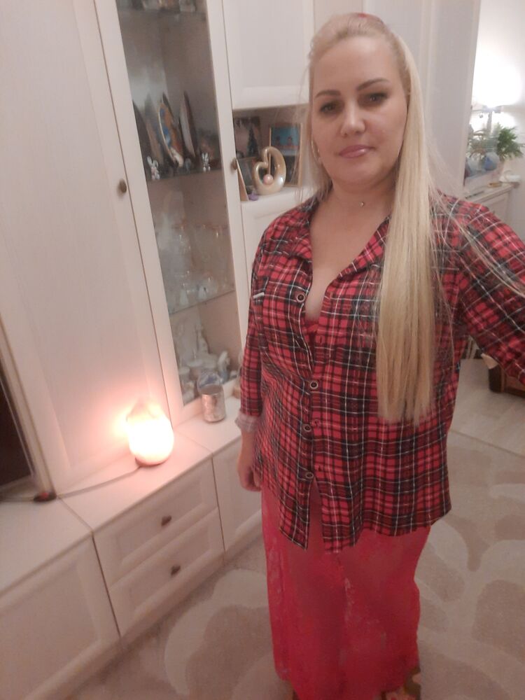  54666559  ANNA, 49 ,    