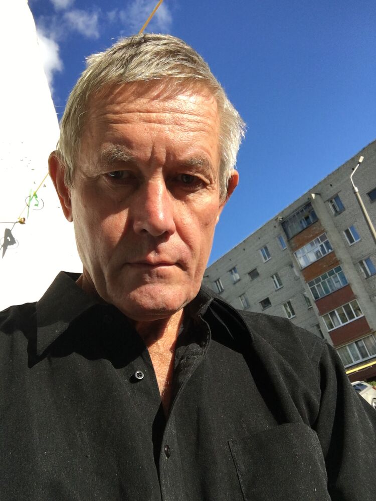  24334759  Zivert, 61 ,    