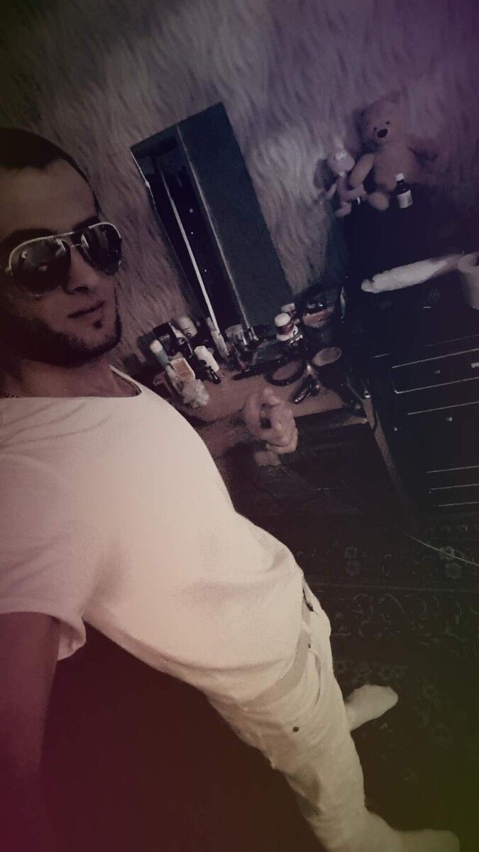  12748619  Alisher, 34 ,    