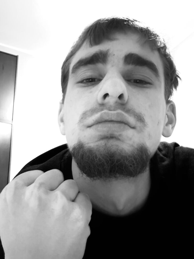  52462239  Supceanu, 20 ,    