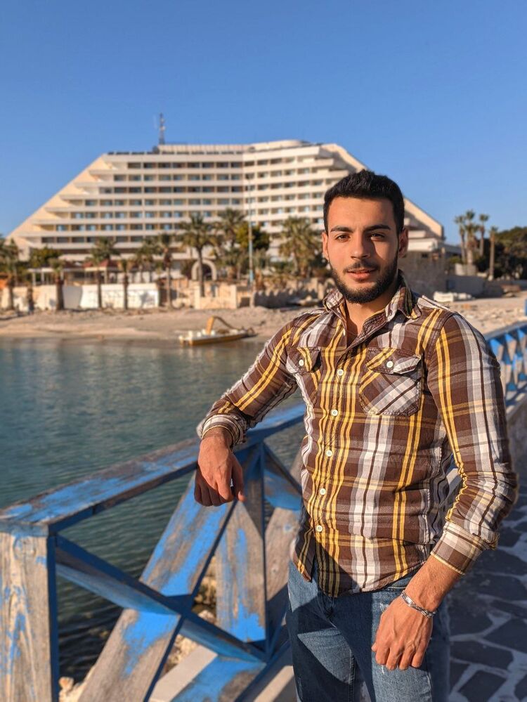 ���� 42159769 ����� Zain waelz, 22 ����, ���� ���������� � ������