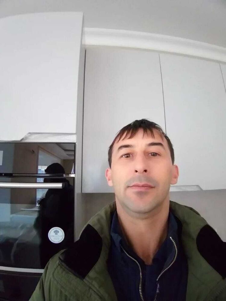  ,   NIK, 46 ,   ,   
