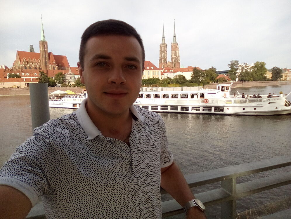  ,   Vasyl, 31 ,   ,   , c 