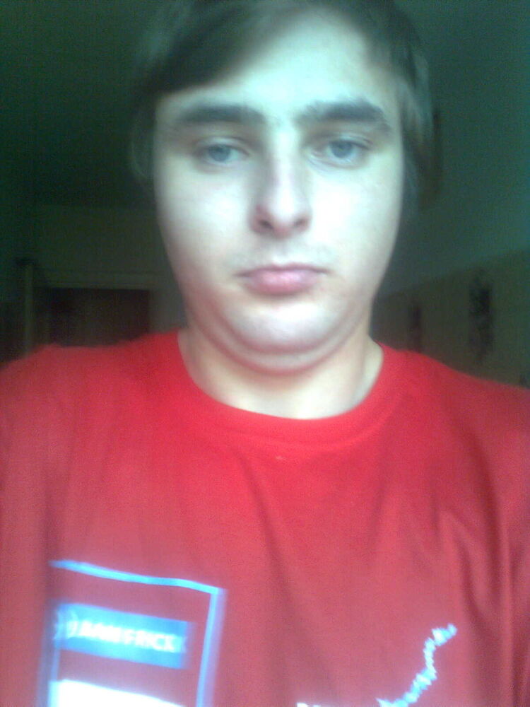  6888399  Valdis, 31 ,    
