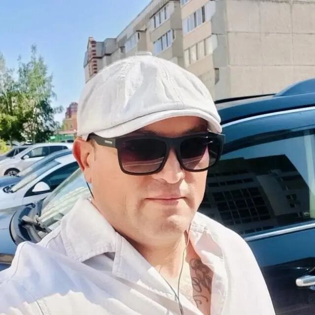  50429629  David, 39 ,    