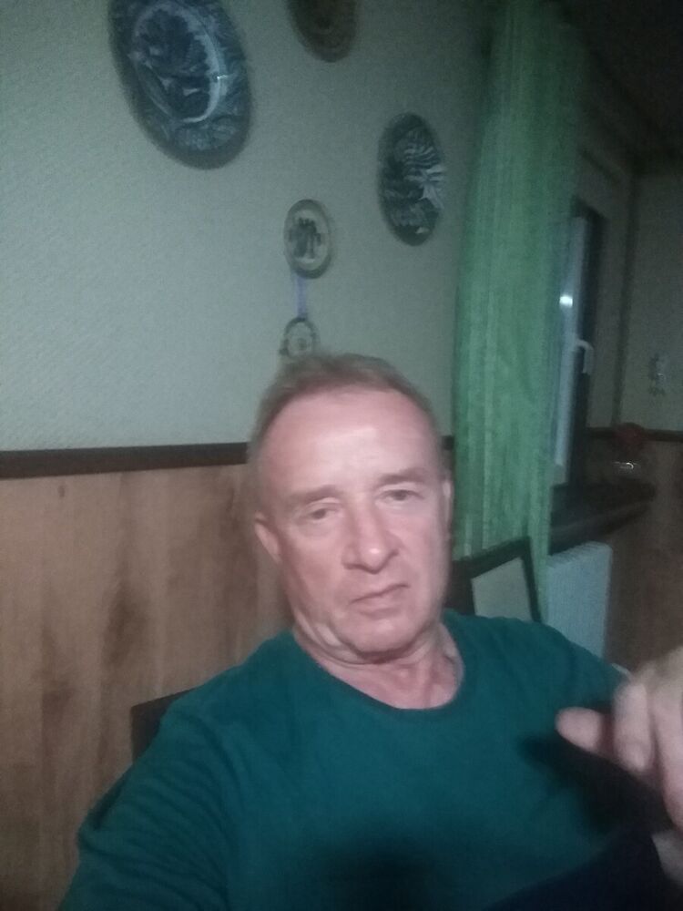  21067899  , 68 ,    