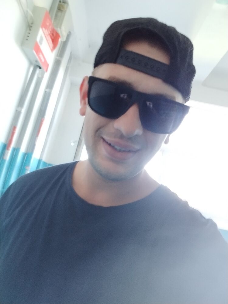  45996889  , 29 ,     