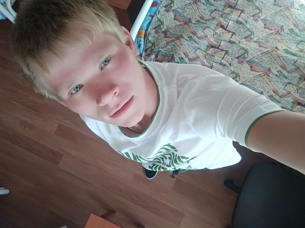  18743409  , 32 ,     